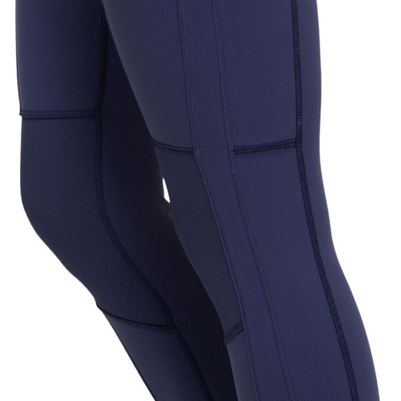 Lululemon Sun Salutation Pant - Picture 5 of 14